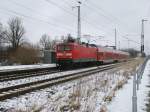 Auch am 07.Februar 2013 fuhr immer noch eine 112 auf der RE9.Hier war es 112 108-6 mit dem RE 13010 Sassnitz-Rostock in Teschenhagen.