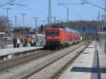 112 118-5 und RE 13008 von Sassnitz-Rostock,am 20.April 2013,in Bergen/Rgen.