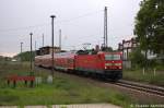 143 821-7 mit der RB14 (RB 18572) von Senftenberg nach Berlin-Schnefeld Flughafen, bei der Einfahrt in Knigs Wusterhausen.