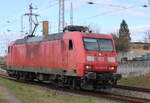 145 033-7 bei der Ausfahrt am 17.03.2024 im Rostocker Hbf.