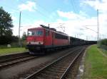 155 220 mute am 16.September 2010 in Samtens auf das Kreuzungs-und berholgleis und den RE Stralsund-Binz vorbei lassen.