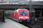 182 003-4 mit dem Interregio-Express  Berlin-Hamburg-Express  als Leerfahrt nach Hamburg-Langenfelde bei der Ausfahrt im Hamburger Hbf.17.01.2015