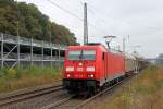 185 158-3 mit einen  Gemischten  am Haken fährt am 09.09.2014 durch den Bf Tostedt.