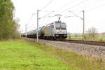 E 186 147-5 Railpool GmbH fr HSL Logistik GmbH mit einem Kesselzug  Dieselkraftstoff oder Gasl oder Heizl (leicht)  in Nennhausen und fuhr weiter in Richtung Wustermark.