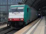 186 135-0 mit D 1249 von Berlin Zoologischer Garten Richtung Saratov.kurz vor der Ausfahrt im Berliner Hbf(10.07.10)  