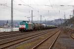 Die  Cobra  2841, alias E 186 233 (91 88 7186 233-3 B-B) zieht am 03.03.2016 einen Kesselwagenzug durch Koblenz-Ehrenbreitstein in Richtung Sden.