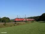 111 130-1 zieht bei Edlhausen eine RB Plattling.