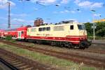 Am 26 Juni 2024 fahrt CBB 111 212 'LORELEY' langsam aus Oberhausen Hbf aus nach Köln.