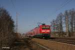 112 186 zieht den RE 18171 Frankfurt/Oder bei Briesen (Mark) 08.03.11