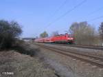 143 243-4 schiebt RE 10570 Dresden - Leipzig bei Borsdorf.