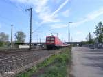 143 824-1 schiebt die RB 32523 nach Neufarn (Niederbayern) bei Regensburg Ost.