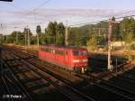 Nachschuss von 151 093-2 wie sie 6:48 solo durch Eisenhttenstadt fhrt.