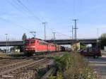 151 008-0 + 007 ziehen ein Kohlezug bei Regensburg Ost.