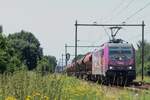 HSL 186 383 zieht ein getreidezug durch Wijchen am 20 Juli 2024.