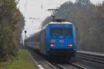 101 016 durchfuhr am 23.10.10 mit einem IC den Bahnhof von Lang Gns