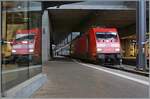 Die DB 101 067-7 ist mit dem Night-Jet aus Berlin/Praha in Basel SBB angekommen. Hier wird der Zug für die Weiterfahrt nach Zürich von einer SBB Lok übernommen. 

15. März 2025 