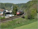 DB 120 125-0 mit dem IC 185 von Stuttgart nach Zrich kurz vor Engen.