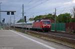 120 138-3 mit dem IC 1918 von Aachen Hbf nach Dresden Hbf in Rathenow.