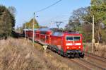 Mit dem RE 4310(Rostock-Schwerin-Hamburg) hat die 120 207 vor wenigen Minuten Rostock verlassen.Geknipst am 04.11.2012 in Sildemow.