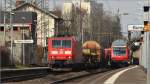 Die Sonne kam am 12.03.11 um 13:25 heraus und beleuchtete fr mich 185 078 und eine RB 27 nach Kln in Bonn Beuel