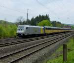 185 681-4 PCT Altmann mit Autozug am 15.05.10 in Jossa