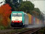 Viel Sand braucht die Cobra 186 218 um den Containerzug von Aachen West die Gemmenicher Rampe nach Belgien hoch zu ziehen.