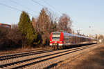 423 632-9 als S2 nach Petershausen wurde im goldenen Abendlicht des 27.02.17 in Poing fotografiert.