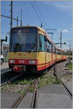 Der Travys OC Be 4/8 N° 3 (94800 450 003-9 D-TVYS) hat sein Ziel Chavornay erreicht und wird nach später wieder als R11 nach Orbe zurück fahren.
