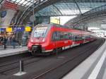 442 823 beim Zwischenstopp,am 25.Oktober 2014,im Berliner Hbf.