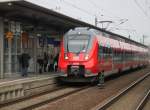 442 848 beim Fahrgastwechsel im Schweriner Hbf.28.03.2015