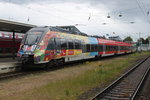 442 354-7 als S1(33537)von Warnemnde nach Rostock Hbf kurz vor der Ausfahrt in Warnemnde.15.05.2016  