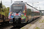 442 354 als S 3(33450)von Gstrow nach Warnemnde bei der Ausfahrt im Haltepunkt Rostock-Bramow.16.05.2016