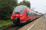 442 857+442 840 als S1(Rostock-Warnemnde)kurz vor der Ausfahrt im Haltepunkt Rostock-Holbeinplatz.12.08.2016