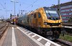 Dispo-Tf 2019 323-5 REV/Stadler Valencia/14.11.24  mit langem Voestalpine/Innofreight Rocktainer ORE Ganzzug aufgenommen in Koblenz am 12.08.2025