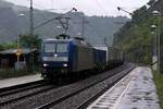 Eine 3 Nummernlok....145-Cl 203/145 523/145 099-8 mit Ewals Intermodal aufgenommen in Lorchhausen am Rhein. 14.09.2013