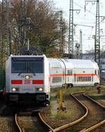 DB Fernverkehr 6146 553-5 mit ihrem neuen IC Dostos-Park war ebenfalls für Schulungszwecke zu Gast in Bremen. Zum Fahrplanwechsel im Dezember sollen diese Züge auf der Relation Leipzig - Hannover - Emden eingesetzt werden. Bremen Hbf 20.11.2015 