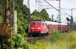 br-6-151-db/545165/151-152-6-durchfaehrt-hier-ahltenhannover-mit 151 152-6 durchfährt hier Ahlten/Hannover mit einem Autozug. 03.08.2012