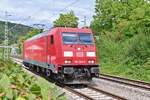 LZ kommt die DBC 185 254-0 durch Neckargerach gen Neckarelz gefahren am 18.9.2026