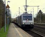Railpool/TXL 185 693-9 fährt hier mit dem DGS 40968(Zementexpress aus Deuna)durch Schleswig.