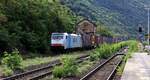 Railpool/Lineas 186 502-1 REV/KS/21.08.19 mit dem ECS Containerzug unterwegs gen Koblenz. Kaub 08.08.2025