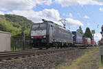 189 282 für SBBC kommt mit einem KLV aus Richtung Leutesdorf gen Linz am Rhein gefahren am Freitag den 22.