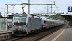 RP 193 157-5 rangiert hier an den ICE 2375 ran. Itzehoe 20.09.2026