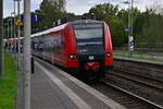 S12 der Rhein-Sieg S-Bahn auf dem Weg nach K�ln Ehrenfeld in Rosbach Sieg am 26.9.2026