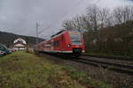 Mit heutigem Datum verkehrt die Linie S1 nun seit zwanzig Jahren,  nach dem der Festakt in Ludwigshafen vollzogen wurde sind die Züge mal wieder verspätet in beide Richtungen unterwegs. Neckargerach den 14.12.2023