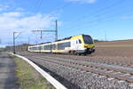 ET 4.03 ist bei der Durchfahrt in  Eubigheim gen Würzburg fahrend vom Fdl durch Gleis3 geschickt worden.