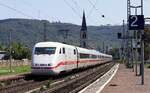 ICE 1 401 002/502  fährt hier in Richtung Koblenz durch Boppard. 10.08.2025