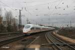 403 028-4  Aachen  als ICE bei Frankfurt/Main Ost.