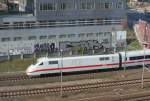 ICE705 von Hamburg-Altona nach Berlin Sdkreuz kurz vor der Einfahrt im Bahnhof Berlin-Gesundbrunnen.Fotografiert aus dem ICE 1609 der mich nach Mnchen gebracht hat.(21.04.2011)