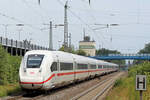 ICE Tz 9474 rauscht am 21.06.2024 durch den Tostedter Bahnhof.