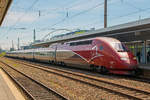   Der SNCB Thalys PBKA 4304 (TGV 43040 / Series 43000 ) als THA 9448 nach Paris Gare du Nord (via Aachen, Lüttich und Brüssel) fährt am 01.06.2019 durch den Bahnhof Köln